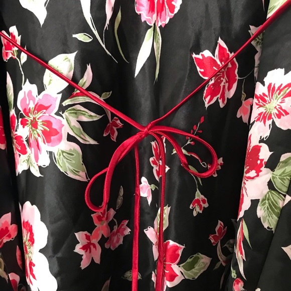 2 chemise Adonna and apt.9 chemise. Sold together - Picture 3 of 11